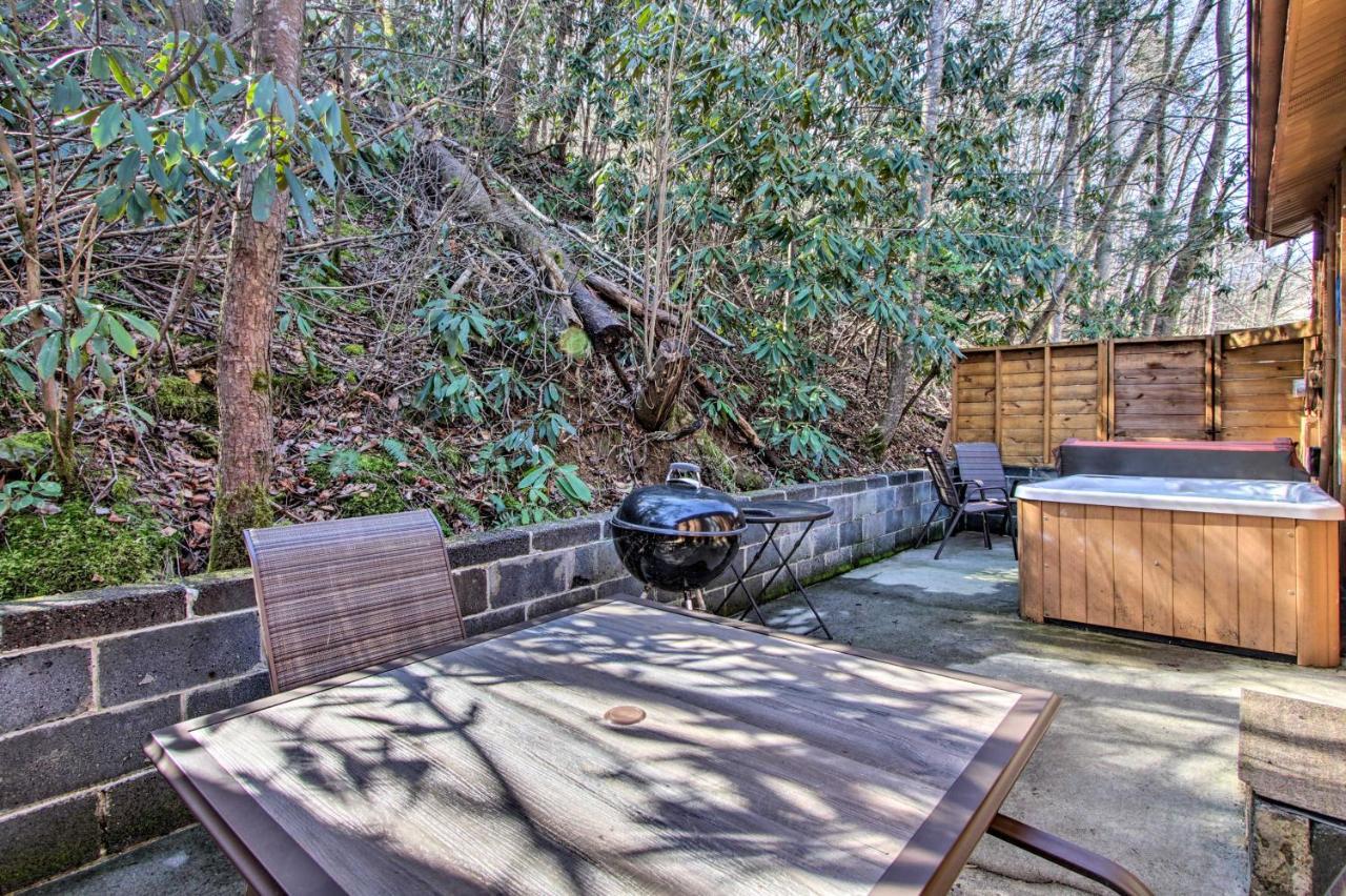 Couples Cabin Great Smoky Arts And Crafts Community Villa Gatlinburg Esterno foto
